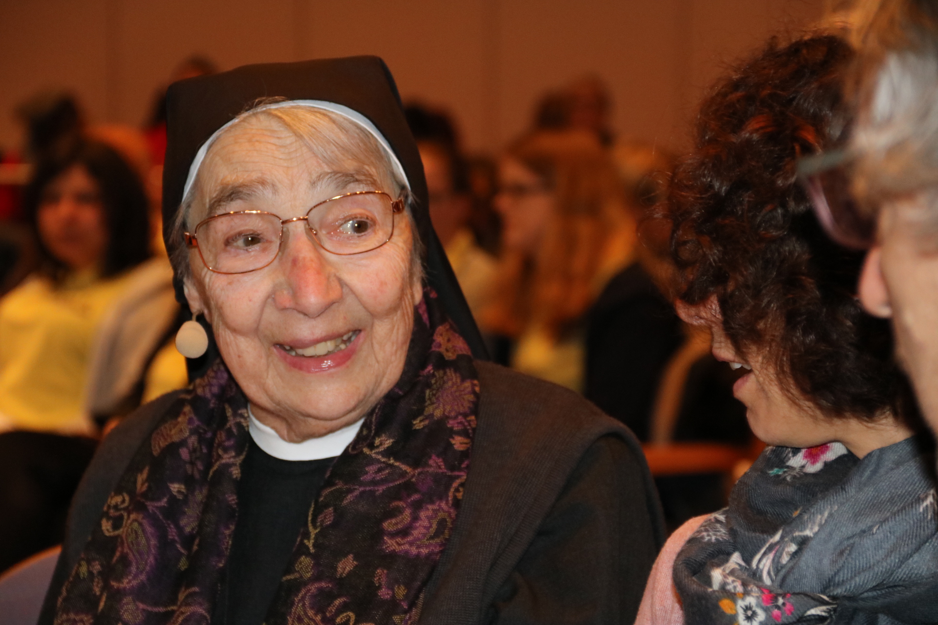 Schwester Juchli auf dem 2. Pflegetalk